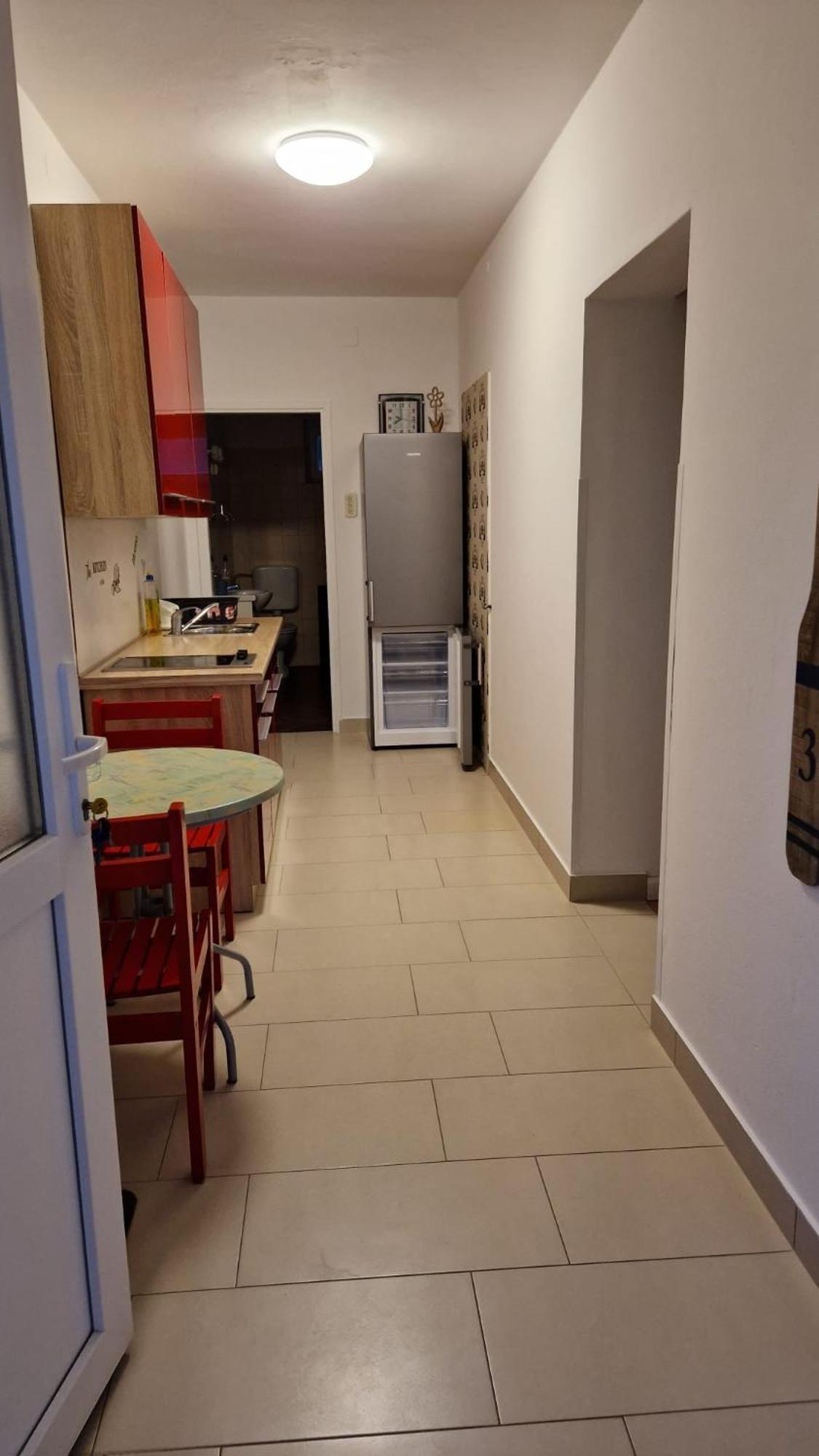 Apartments Miro オミサリ エクステリア 写真